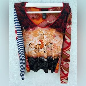 Beautiful Vintage Custo Barcelona White Tiger Long-sleeved Top.